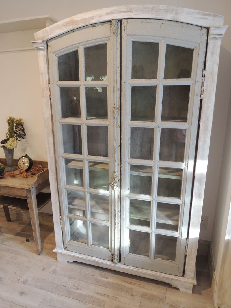 *建具を家具に *建具を家具に